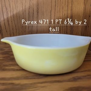 Pyrex 471 ( 1 PT) dish
